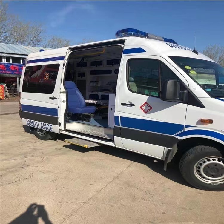 南宁私人长途救护车出租转院回家